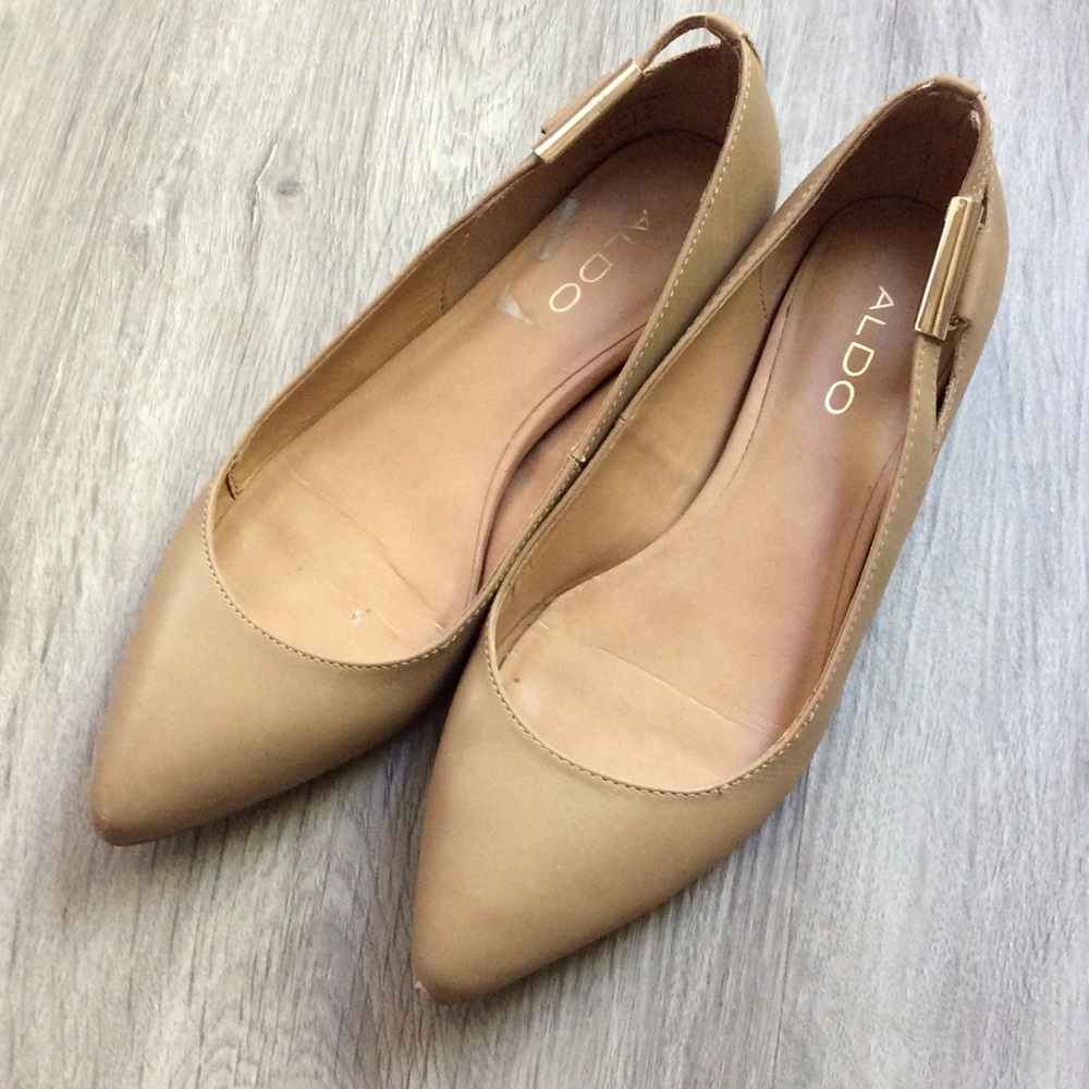 ALDO nude pointed ballet flats with gold accent